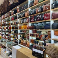 فروش ویترین و پیشخوان اماده