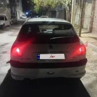 پژو۲۰۶|خودرو سواری و وانت|آشخانه, |دیوار