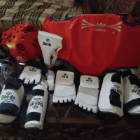 فروش یک دست کامل لباس تکواندو