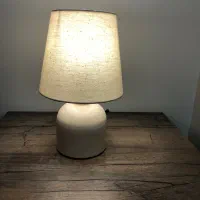 ۲عدد آباژور رومیزی کاملا نو...