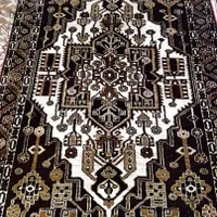 فرش دست بافت قدیمی