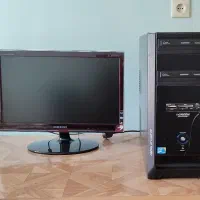 کیس کامپیوتر با مانیتور 20 اینچ و کیبورد