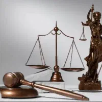 وکیل پایه یک دادگستری