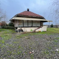 ویلاقدیمی100متربنا-1300مترزمین-سندتکبرگ-صفرابسته