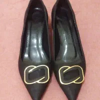 کفش مجلسی|کیف، کفش، کمربند|قم, امامزاده ابراهیم|دیوار