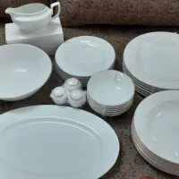 چینی لب طلایی ۳۰ پارچه نو