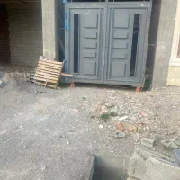 درب حیاط آهنی