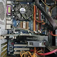 کیس کامپیوتر|رایانه رومیزی|مشهد, نیزه|دیوار