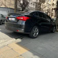 اریزو ۵ بی رنگ