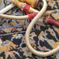 قلیون چوبی طعم دو سیب