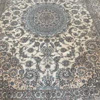 قالی نایین ۱۲متری از دار افتاده