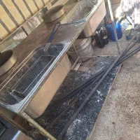 سرخ کن با میز سوخاری|کافیشاپ و رستوران|قم, انسجام|دیوار