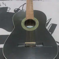 گیتار معاوضه با گوشی و ساعت و انگشتر