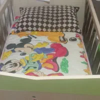 تخت وکمدبچه