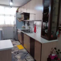 ۵۰م/شیک و تمیز/خوش نقشه/دارای بالکن/روب نما
