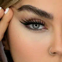 خدمات کاشت مژه و لیفت مژه و ابرو