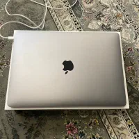 macbook air 2020 M1 256