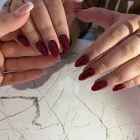 آموزش و‌خدمات ناخن و‌مژه فقط ۳۸۰۰