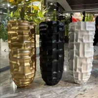 کارگاه تولیدی گلدان های فایبرگلاس