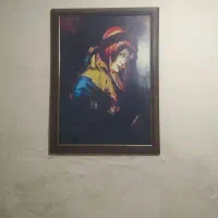 تابلو و یکعدد ساعت