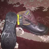 سه جفت کفش ایمنی درجه یک نو زیر قیمت بازار|کیف، کفش، کمربند|شیراز, جانبازان|دیوار
