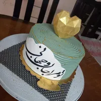 آموزش حضوری کیک(از پایه تا خامه کشی وتزیین )