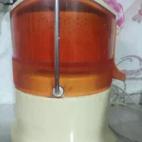 آبمیوه گیر