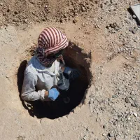 استا چاه کن تو شهر برن  هم ازمایش خاک انجام میشه