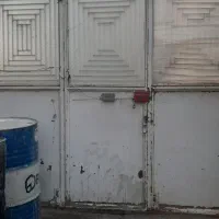 درب حیاط و انباری