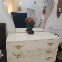 میز آرایش و آینه|مبلمان خانگی و میز عسلی|چالوس, |دیوار