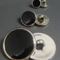 دکمه دوزی و خرجکار و دکمه های تزیینی کار با دست