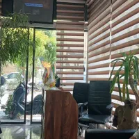 مغازه بر بلوار دستواره