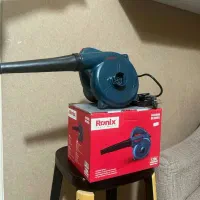 حراج تعدادی لوازم دستگاه مکنده.جارو خاک انداز.چکش