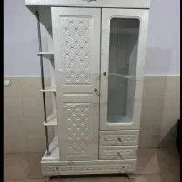 تخت خواب و کمد بچه