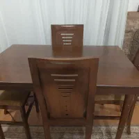 میز و صندلی نهارخوری در حد نو