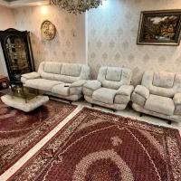 مبل راحتی ۷ نفره به همراه میز ناهار خوری