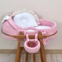گهواره تریکو بافی دخترانه با پایه چوب راش