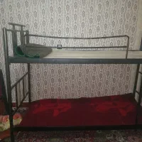تخت دوطبقه سالم