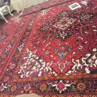 فروش فوری فرش دست باف و یک عدد کناره دست بافت