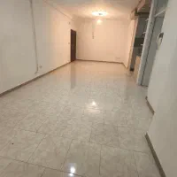 بر خیابان اصلی
