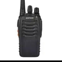 ۳ عدد بیسیم واکی تاکی یکی سالم ۲ تاش خش خش می‌کنه