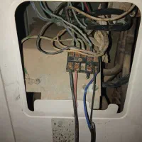 نصب اسپیلت‌نصب‌آنتن‌لوله‌کش‌برقکش‌ساختمان‌ت‌خانگی|خدمات پیشه و مهارت|زابل, |دیوار