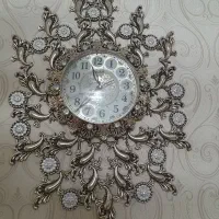 ساعت دیواری