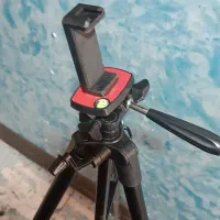 سه پایه کوشی ودوربینjmaryP