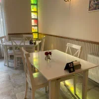 میز و صندلی