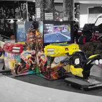 استخدام عکاس و فروشنده