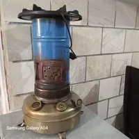 چراغ نفتی قدیمی