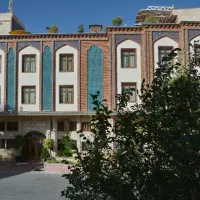 پذیرشگر خانم