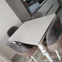 میز غذا خوری