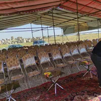 صندلی و میز فروشی داریم